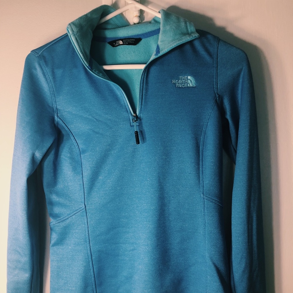 North Face Women’s Sweatshirt